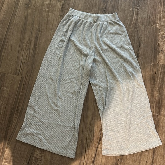 Abercrombie & fitch two piece waffle knit pajama / lounge set - Picture 2 of 3